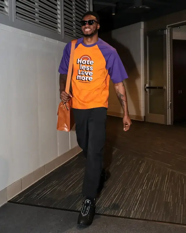 Thanasis Antetokounmpo outfit in Dolce & Gabbana, Warburton, and Nike, 2022