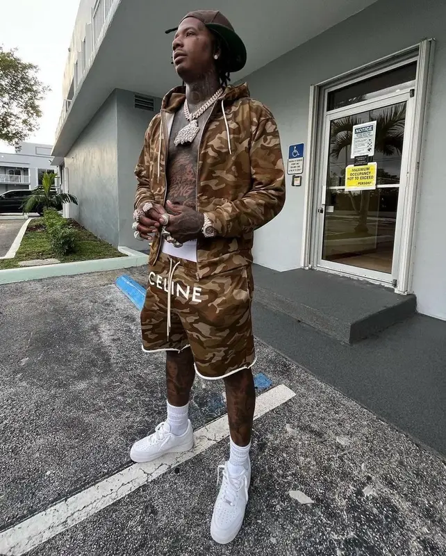 Moneybagg Yo outfit in Celine and Nike, 2022