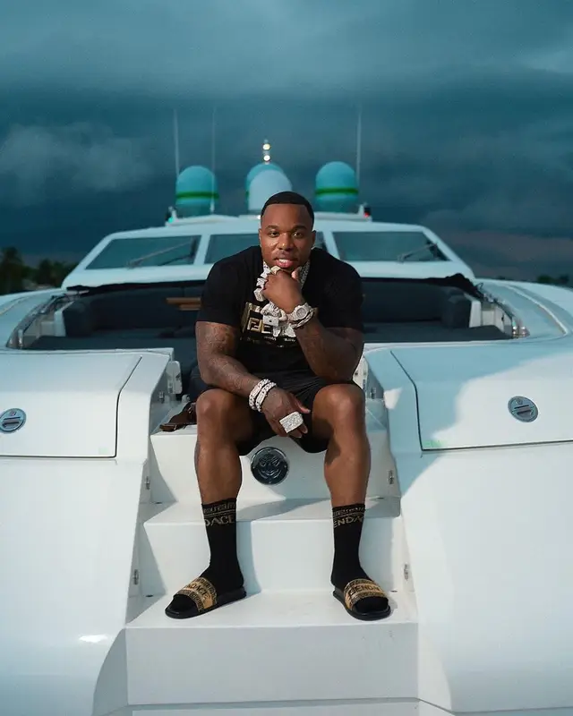 BandMan Kevo outfit in Fendi, 2022