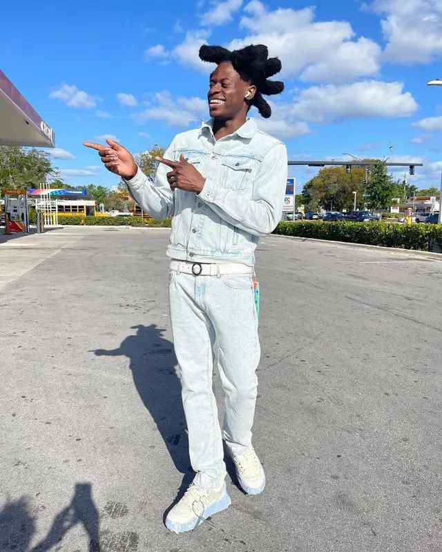 Trapland Pat outfit in Off-White, Versace, and Ethika, 2022