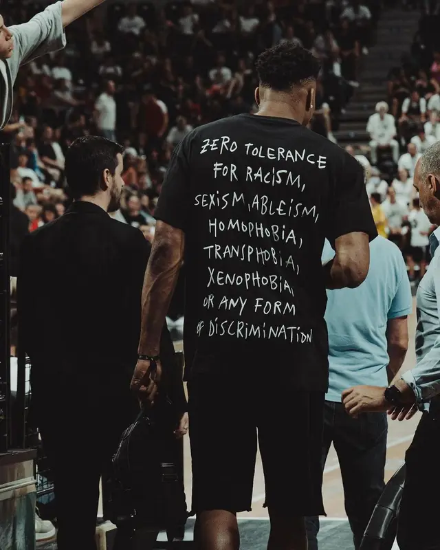 Giannis Antetokounmpo outfit in CHNGE and Jordan, 2022