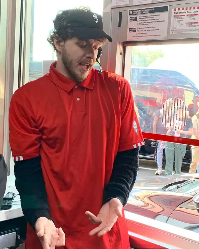 Jack Harlow outfit in KFC, 2022