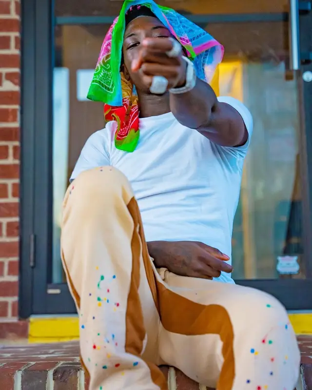 2Rare outfit in Polo Ralph Lauren, Lanvin, and Louis Vuitton, 2022