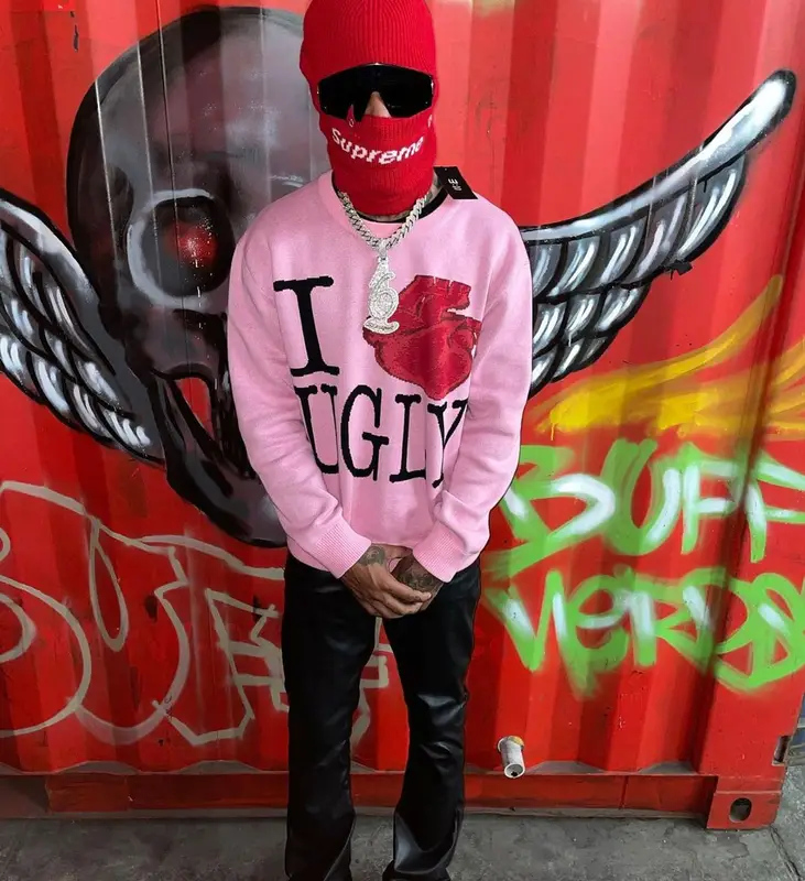 Backend Foreign outfit in Gucci, Supreme, and New Era, 2022