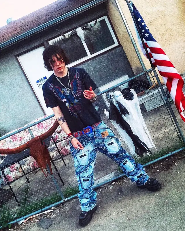 Sematary outfit in Affliction Clothing, Ticila Seven Star, and B.B. Simon, 2022