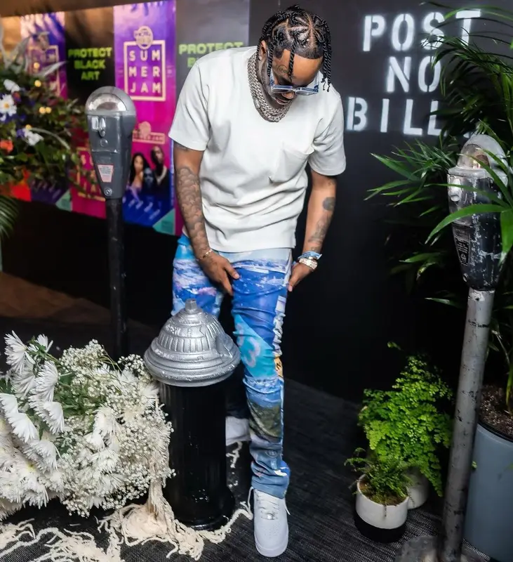 Fivio Foreign outfit in Bullion, Nike, and Louis Vuitton, 2022