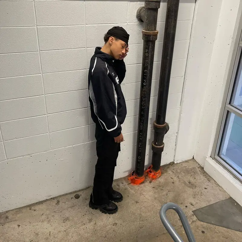 Slump6s outfit in Supreme, Prada, and Umbro, 2022