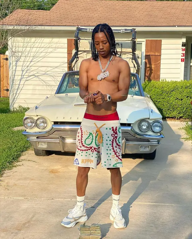 Pressa outfit in Rhude, Dior, and Dolce & Gabbana, 2022