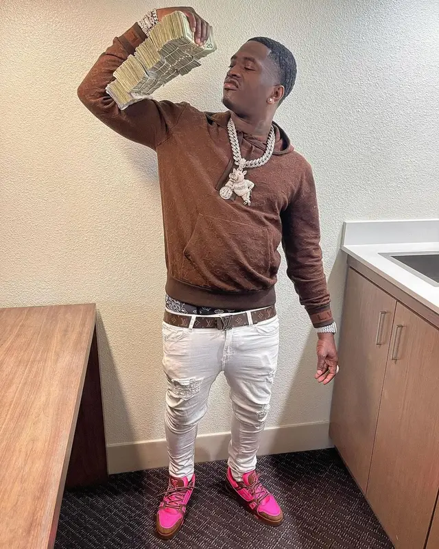 Bankroll Freddie outfit in Louis Vuitton, 2022