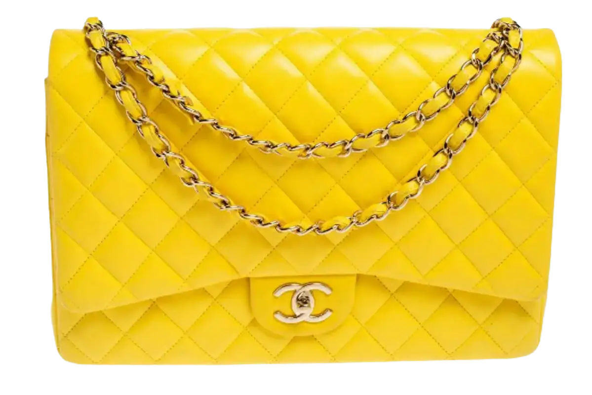 CHANEL Classic pouch matrasse lambskin / sheep leather / yellow / clutch bag  ref.489807 - Joli Closet