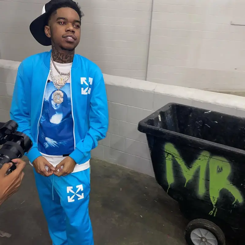 Lil Poppa outfit in Off-White, Nike, and Gallery Dept., 2022