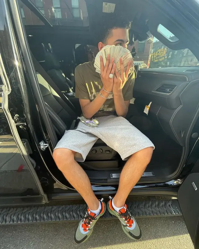 Jay Critch outfit in Givenchy and Dior, 2022