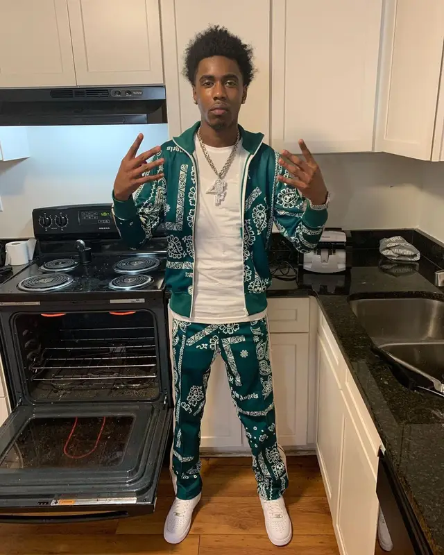 Coldheartedsavage outfit in Palm Angels and Nike, 2022