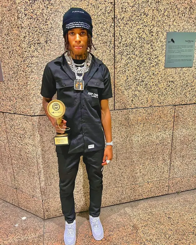 NLE Choppa outfit in Keep Chasing Clothing Co, Nike, and Pleasures, 2022