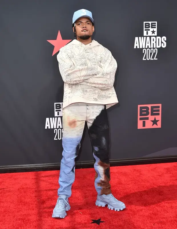 Chance The Rapper outfit in Who Decides War, Givenchy, and New Era, 2022