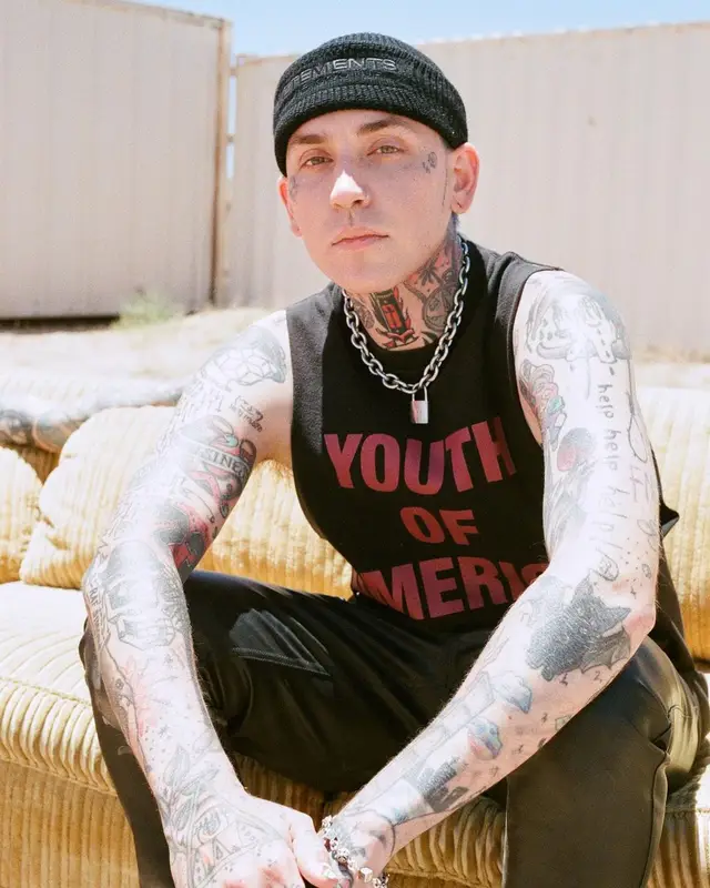 Blackbear outfit in Rick Owens and Vetements, 2022