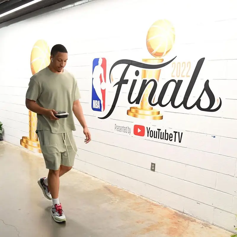 Grant Williams outfit in Twenty, 2022