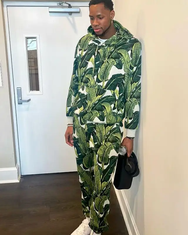 Charles Bassey outfit in Twenty, 2022
