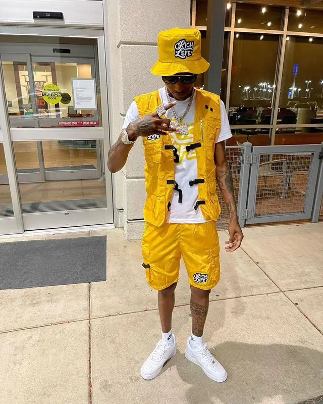 Rubberband OG outfit in Nike, 2022