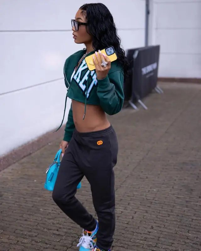 Coi Leray outfit in Nike, 2022