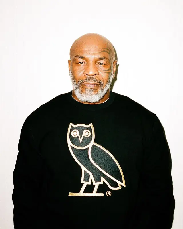Mike Tyson outfit in OVO, 2022