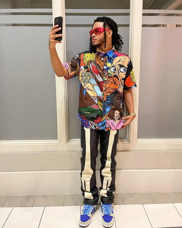 1800Tommy outfit in Nike and Balenciaga, 2022