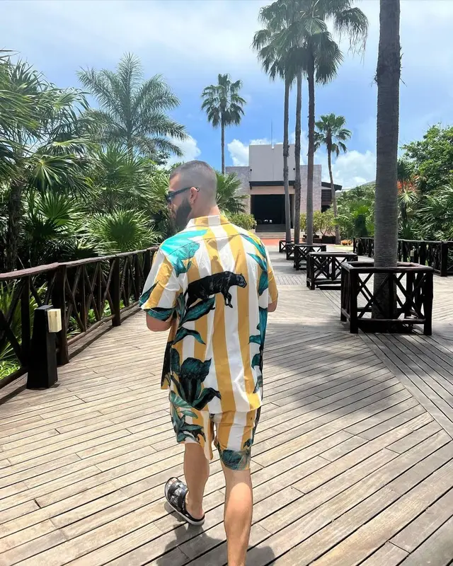Manuel Turizo outfit in Mavrans, Lanvin, and Dior, 2022