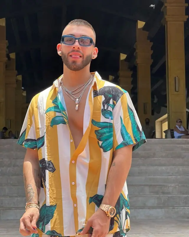 Manuel Turizo outfit in Mavrans, Lanvin, and Dior, 2022