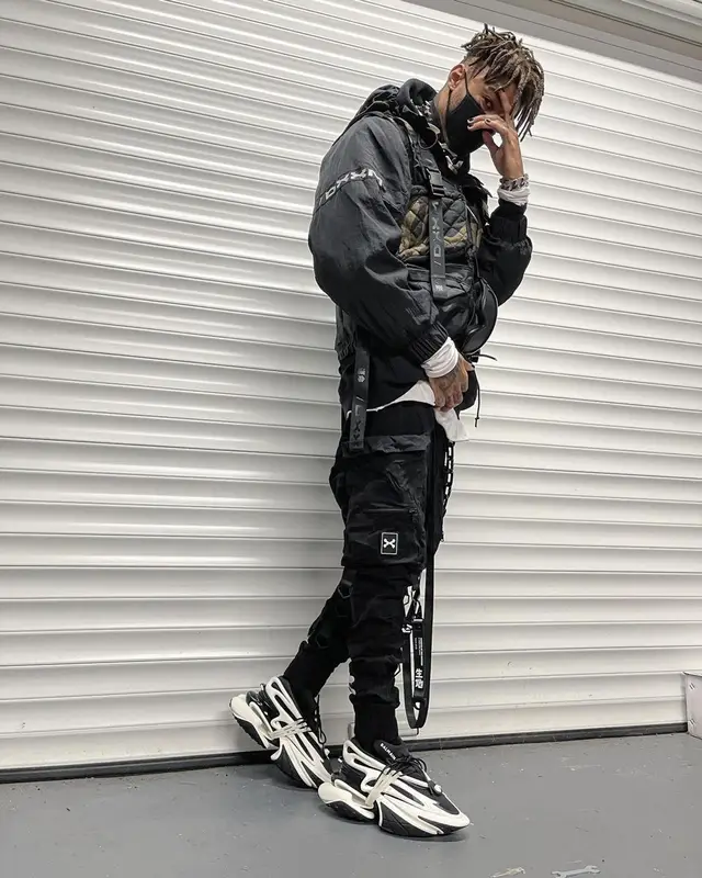 Scarlxrd outfit in DXXMLIFE and Balmain, 2022
