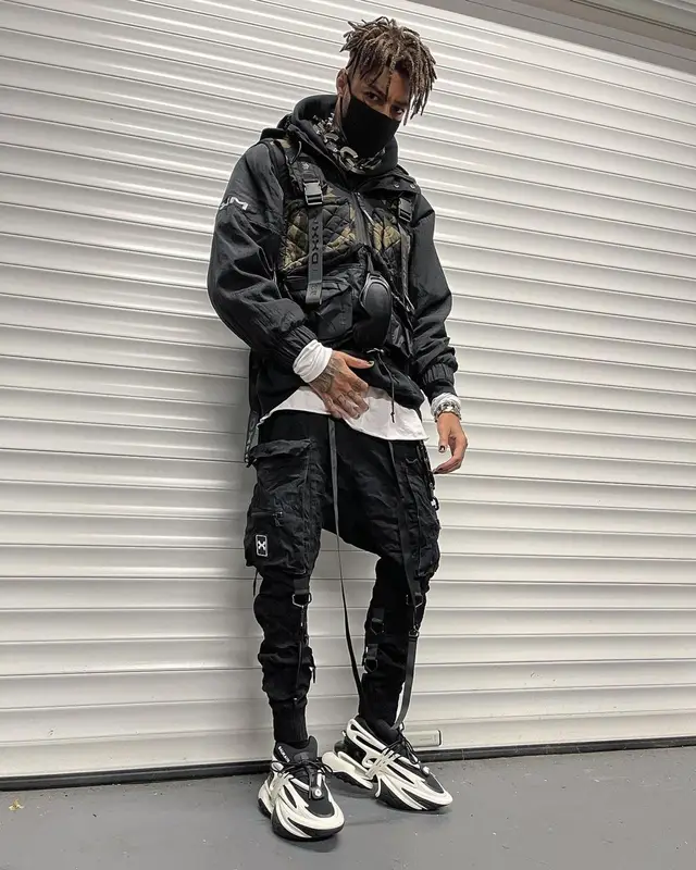 Scarlxrd outfit in DXXMLIFE and Balmain, 2022