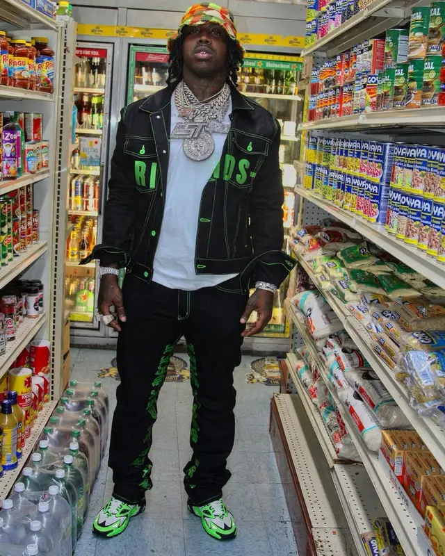 EST Gee outfit in Vlone and Louis Vuitton, 2022