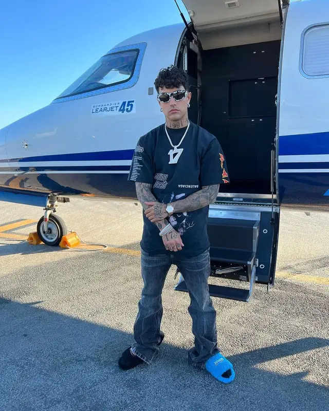 Tony Effe outfit in Balenciaga, 2022