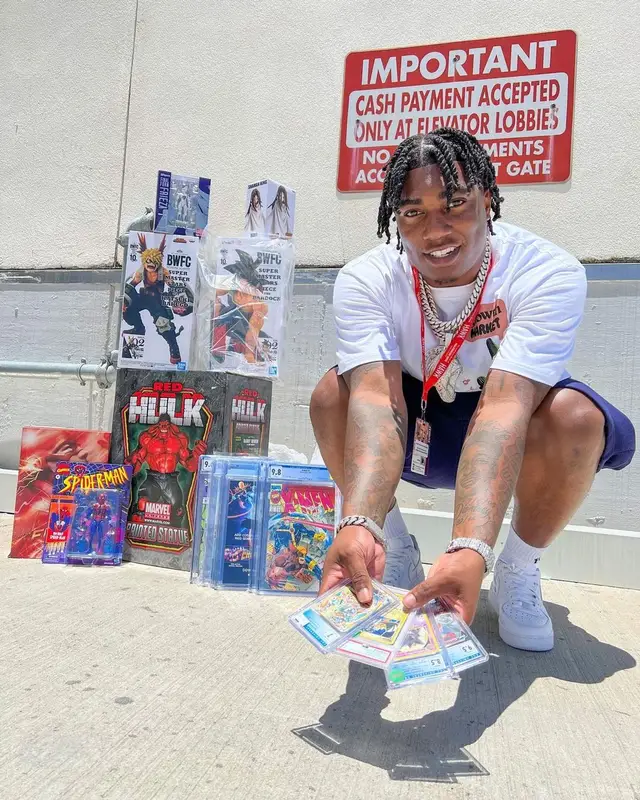 Fredo Bang outfit in Market and Nike, 2022