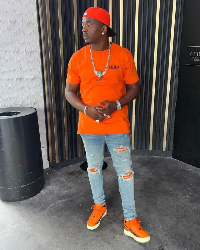 Bankroll Freddie outfit in Off-White, Amiri, and Nike, 2022