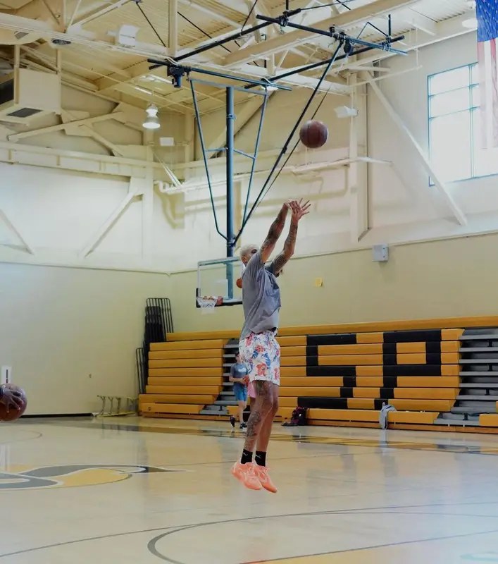Kyle Kuzma outfit in Puma, 2022