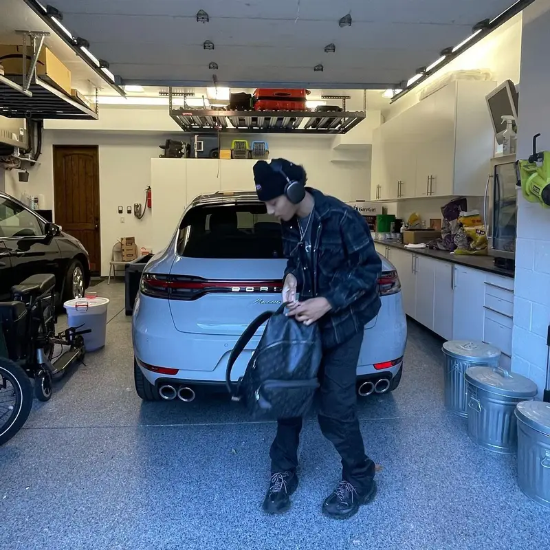 Slump6s outfit in Chrome Hearts, Matty Boy, and Apple, 2022
