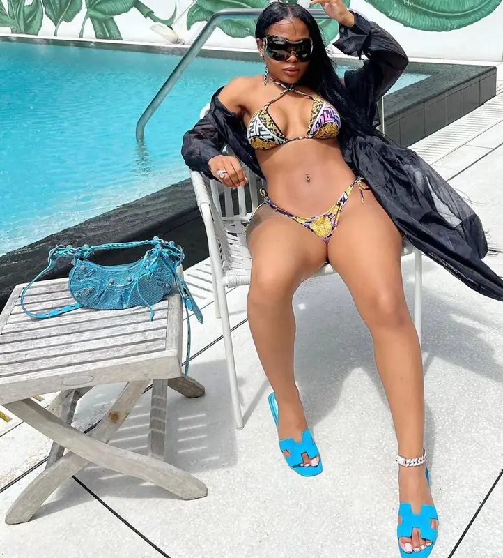Jayda Wayda outfit in Dior, Versace, and Fendi, 2022
