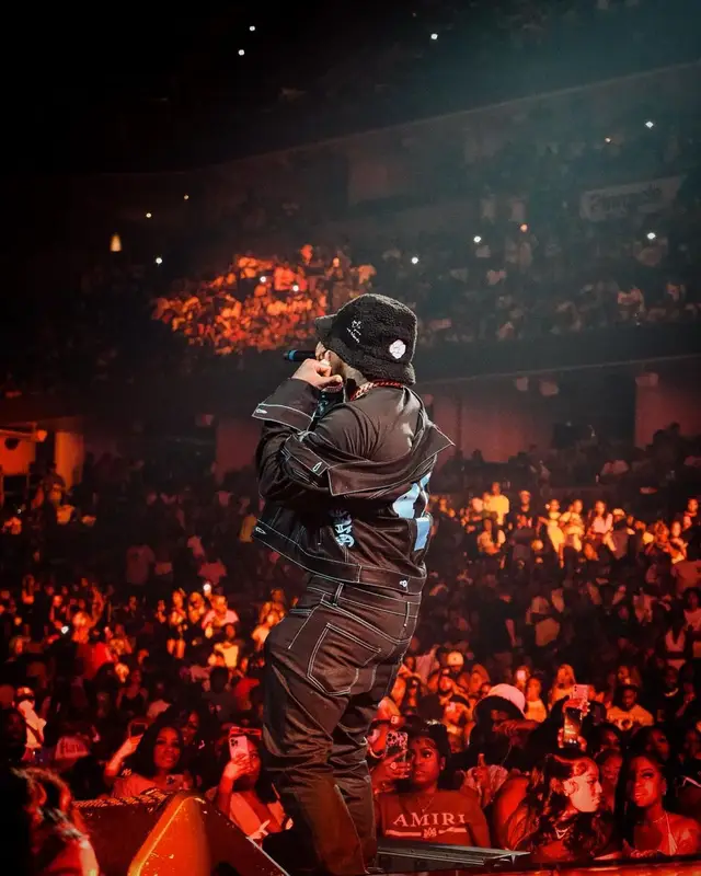 EST Gee outfit in Vlone and Nike, 2022