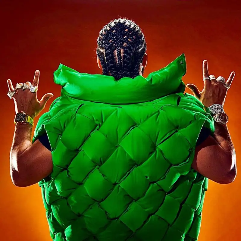 El Alfa El Jefe outfit in Bottega Veneta, Richard Mille, and Balenciaga, 2022