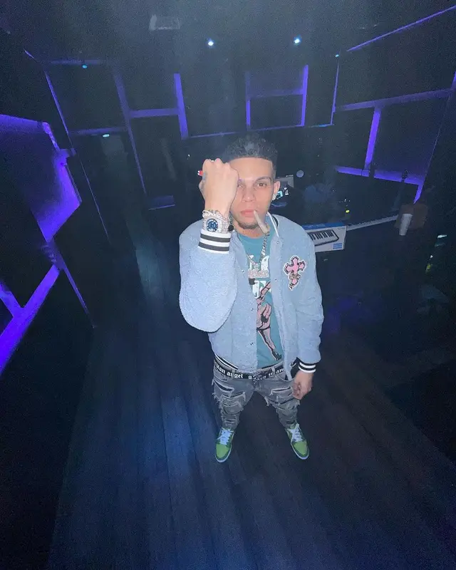 D Savage outfit in Guardian Angel, 2022