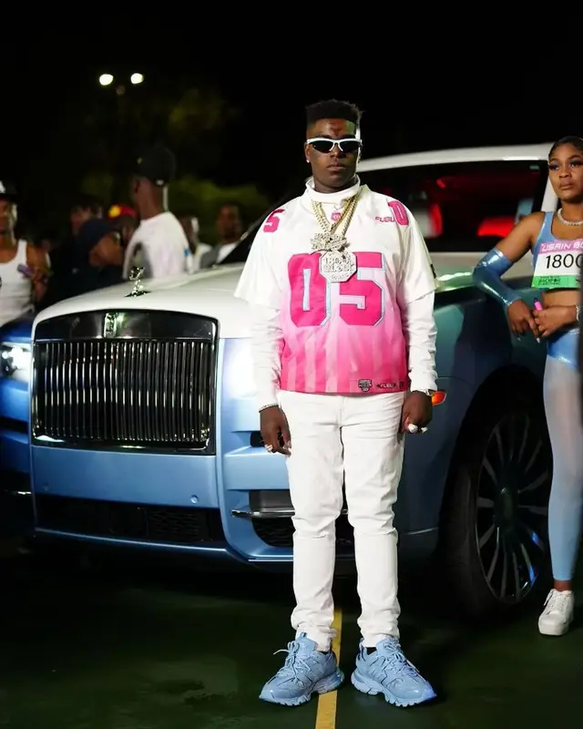 Kodak Black outfit in Dolce & Gabbana, Balenciaga, and Bottega Veneta, 2022
