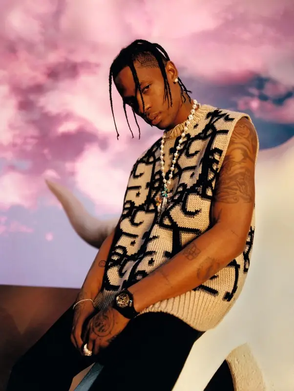 Travis Scott outfit in Dior and Travis Scott Merch, 2021