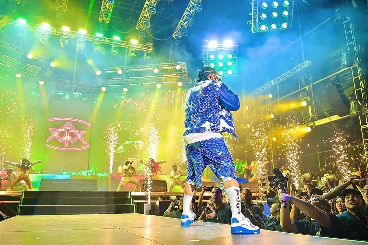 El Alfa El Jefe outfit in Louis Vuitton and Palm Angels, 2022