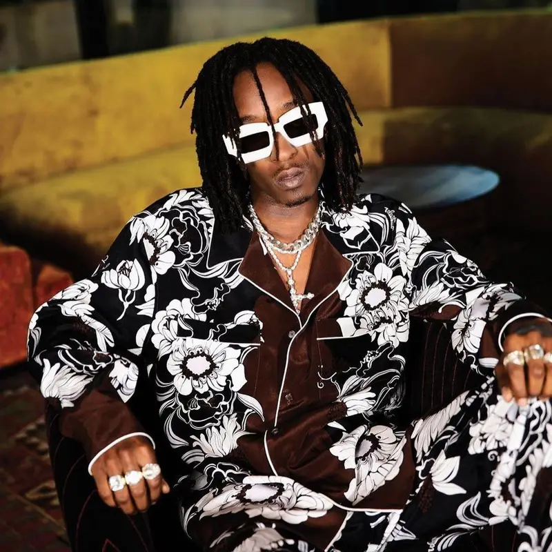 KayCyy outfit in Kuboraum, 2022