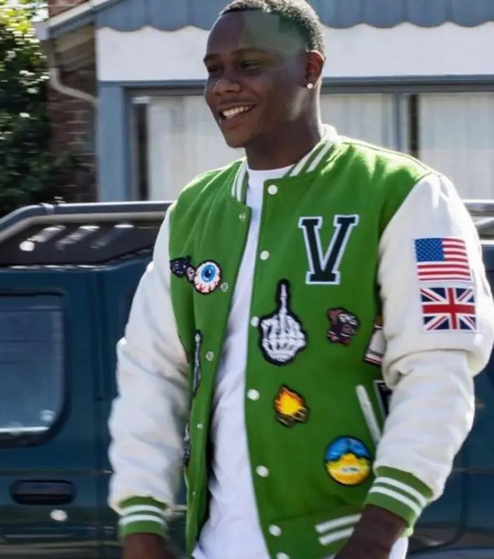 Symba outfit in Verborgen, 2022