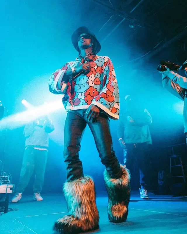 BigBabyGucci outfit in Daze In Blue, 2022