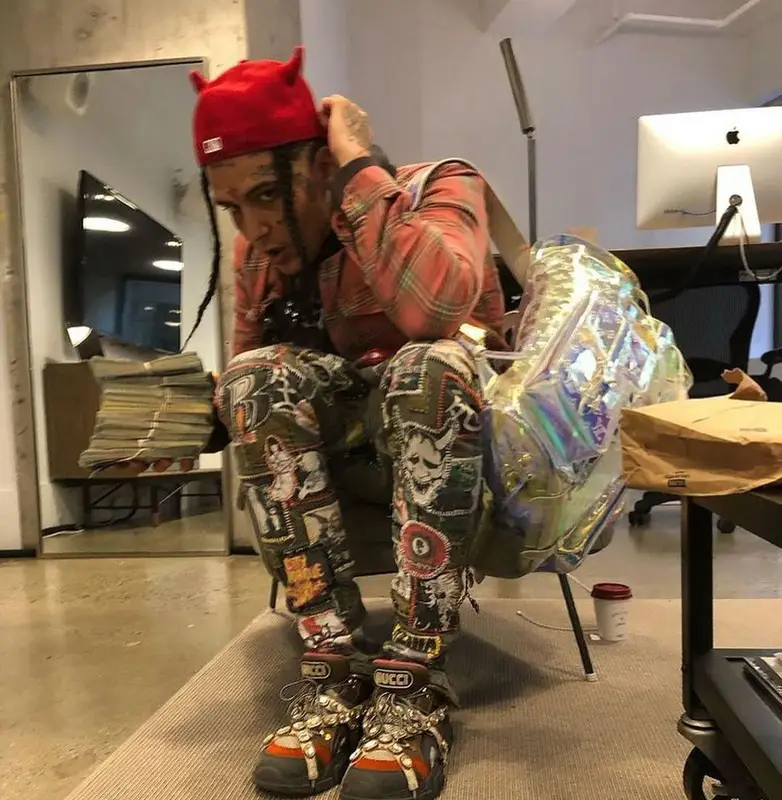 Sosmula outfit in Ryder Studios, 2022