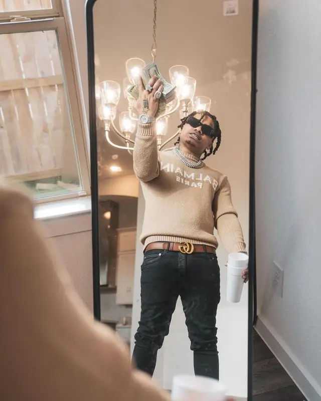 No Cap outfit in Balmain, Gucci, and Prada, 2022