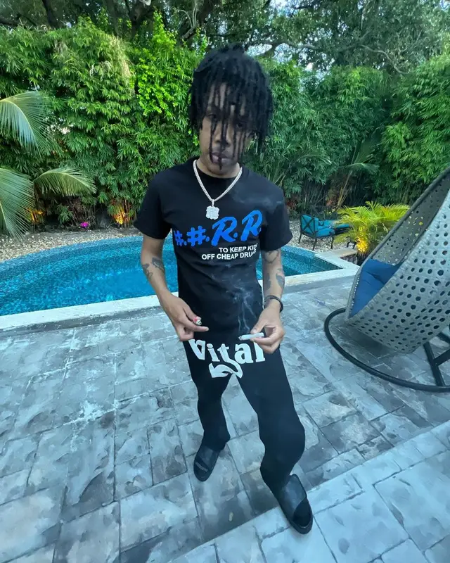 Kankan outfit in Nue Trons, Vital Worldwide, and Louis Vuitton, 2022