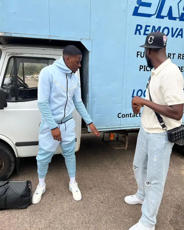 Jay1 outfit in Nike and Louis Vuitton, 2022